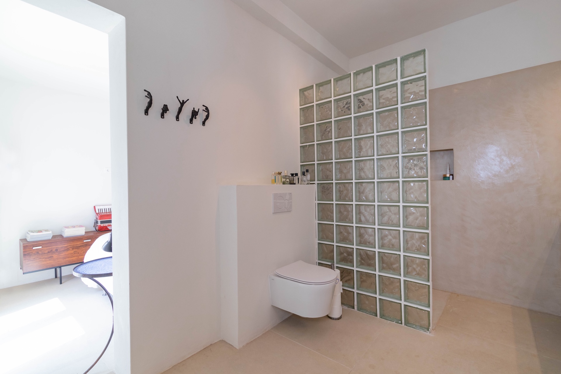 Resa Estates Ibiza te koop san Jose for sale 7 bedrooms apartment bathroom 2.jpg
